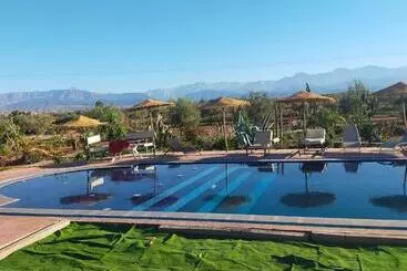 تختخواب و صبحانه Chez Jm Saida