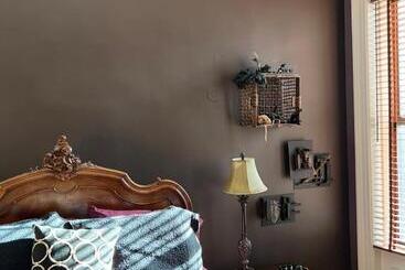 膳宿费 Soul Food  Mont Morris