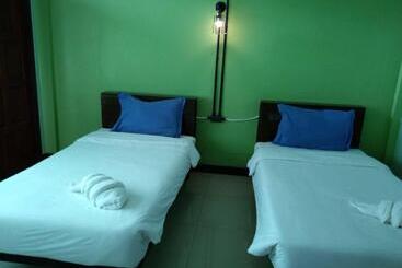 پانسیون Usabuy