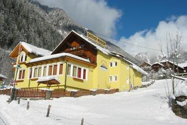 ペンション Gasthof Innerfraganterwirt