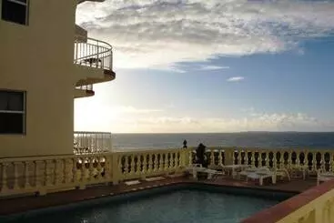 هتل آپارتمان Ocean Terrace Condominiums