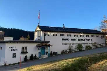 Aparthotel Haus Am Waldrand