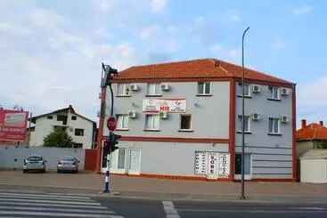 پانسیون Guest House Villa Mir