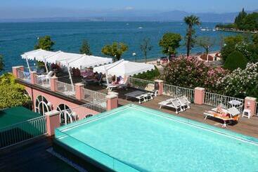 Szálloda Alla Riviera