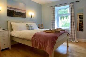 ペンション Ewich House B&b