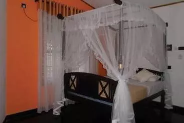 Pensão Extremehost Guest House