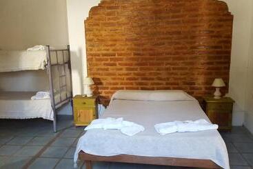 הוסטל El Castillito