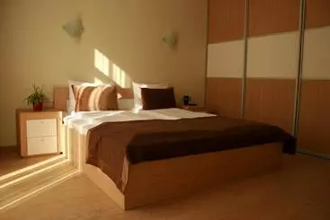Katrin Apartments