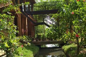 호스텔 Guruge Villa Habarana