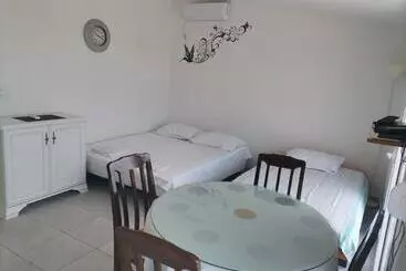 پانسیون Apartments Stevanovic