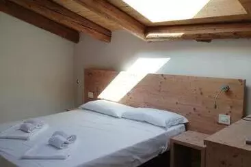 Pensió Colle Ameno Room And Breakfast