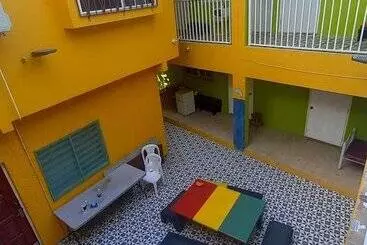 پانسیون Labrish Guest House