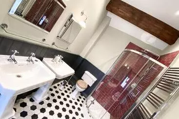 Hotel Helen Browning's Royal Oak