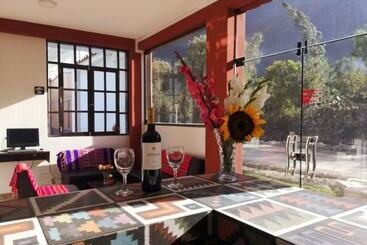 Hotel Los Wayruros De Anita Ollantaytambo