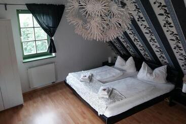 Hostel Wirtshaus Sonnenhof