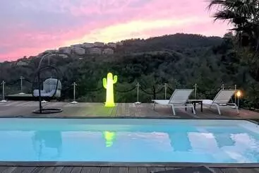 ペンション Villa Colina