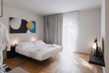 مبيت وإفطار Villa Curiel