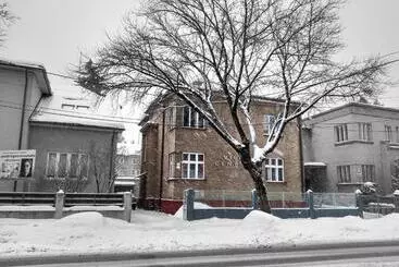 Aparthotel Villa Centrum Apartmány S Raňajkami A Saunou