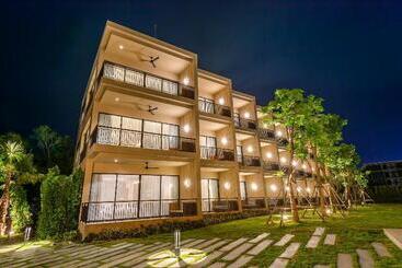 The Gallery Hotel Nai Harn