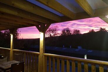 فندق صغير The Rivers Arms