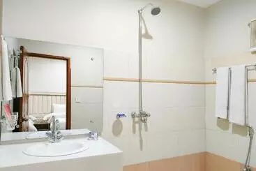 Hotel Crown Inn  Multan