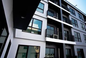 酒店 The Zleep Chonburi