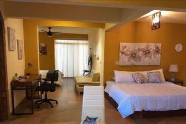 Short Stay Tecate Hotel Boutique