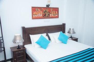 Pension Ashen's Beach House