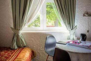 هتل Villa Meretare