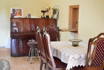 پانسیون Dato S Guesthouse