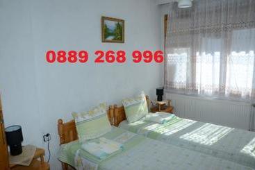 Pensjonat Kristal Guest House