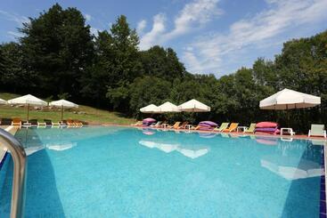 فندق Park Polonezkoy