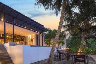 Turistlägenheter Three Gables Boutique Villa