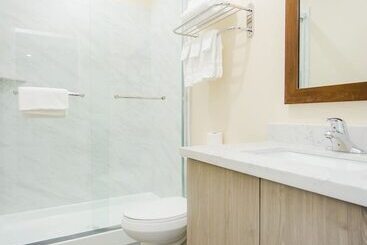 فندق Palace Inn Katy Ft. Bend