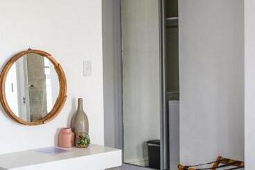 פנסיון Santorini Guesthouse