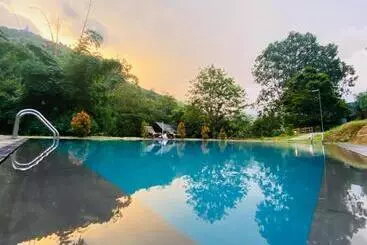 Aloft Grand Hotel Ella