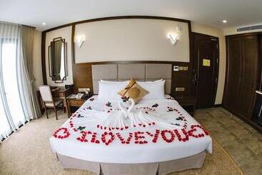 Hotel Duc Huy Grand