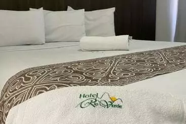 Hotel Rio Verde