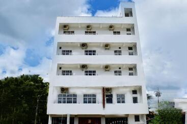 Hotel Mallika Resort