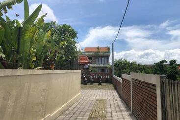 Hotel Oka S Guest House Canggu