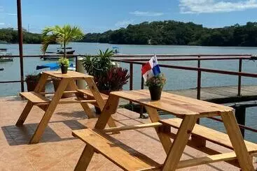 ホテル Seaside Panama Lodge