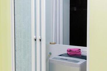 تختخواب و صبحانه Tourist Inn