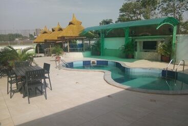 هتل Vanessa Paris