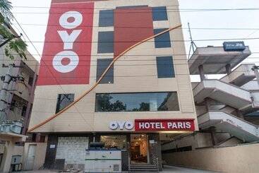 Oyo 16749 Hotel Paris