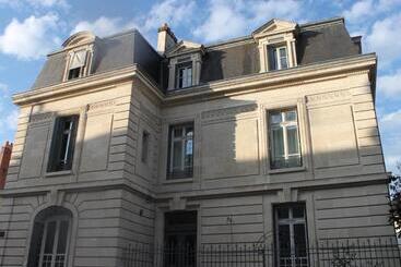 Lägenhetshotell La Maison Blanche   Apparthôtels De Charme Chic & Cosy à 350m Du Cœur De Ville De Limoges   Accès Au