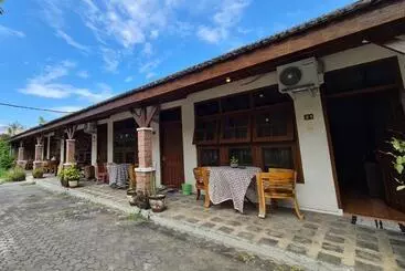 Urbanview Hotel Kumala Banyuwangi By Reddoorz