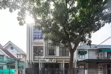 پانسیون Reddoorz Near Eka Hospital Bsd City