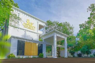 فندق Grand Detagamuwa