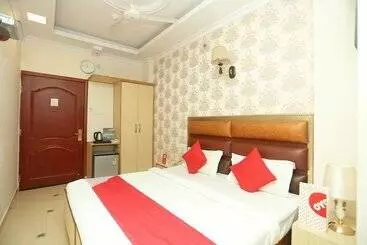 Hotel Oyo 13355 Grest