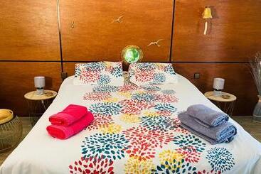 بنسيون Lou Soleou